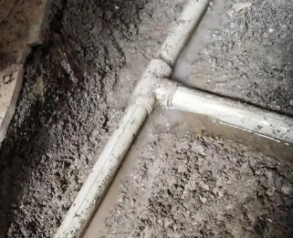 雁塔漏水维修电话